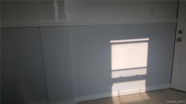 Building Photo - 14-16 Horton Avenue Unit 1st Floor