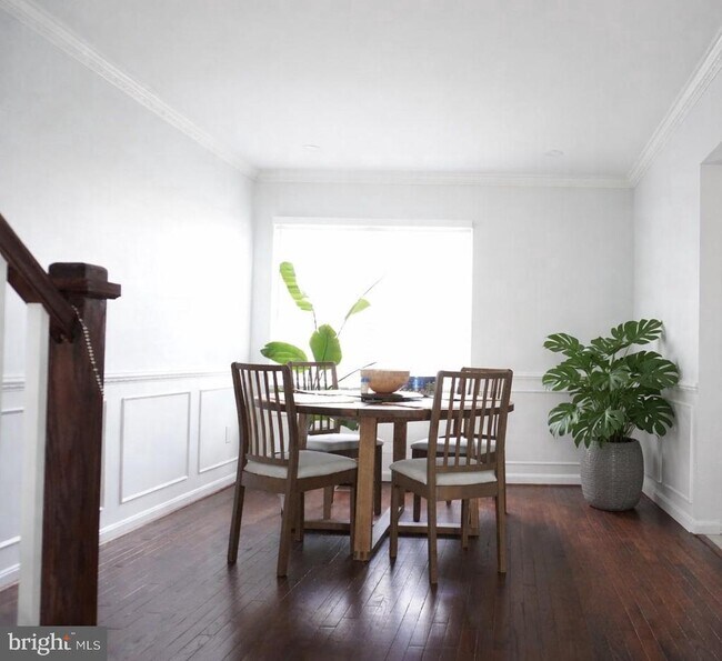 Building Photo - 13998 New Braddock Rd