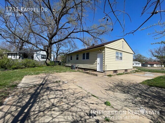 Building Photo - 1733 Kappel Dr