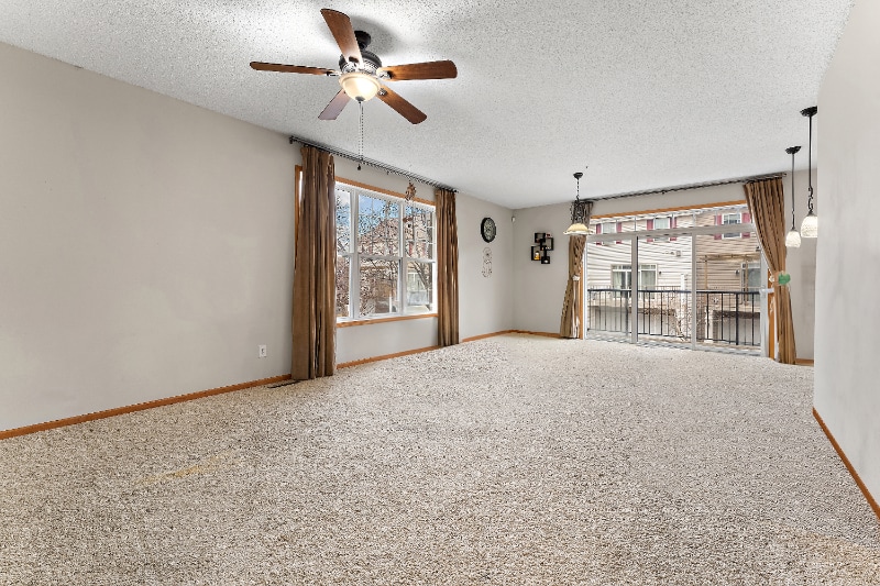 Building Photo - 11769 Emery Village Dr N