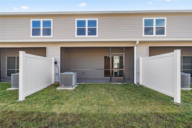 Building Photo - 3632 SE 37th Ct