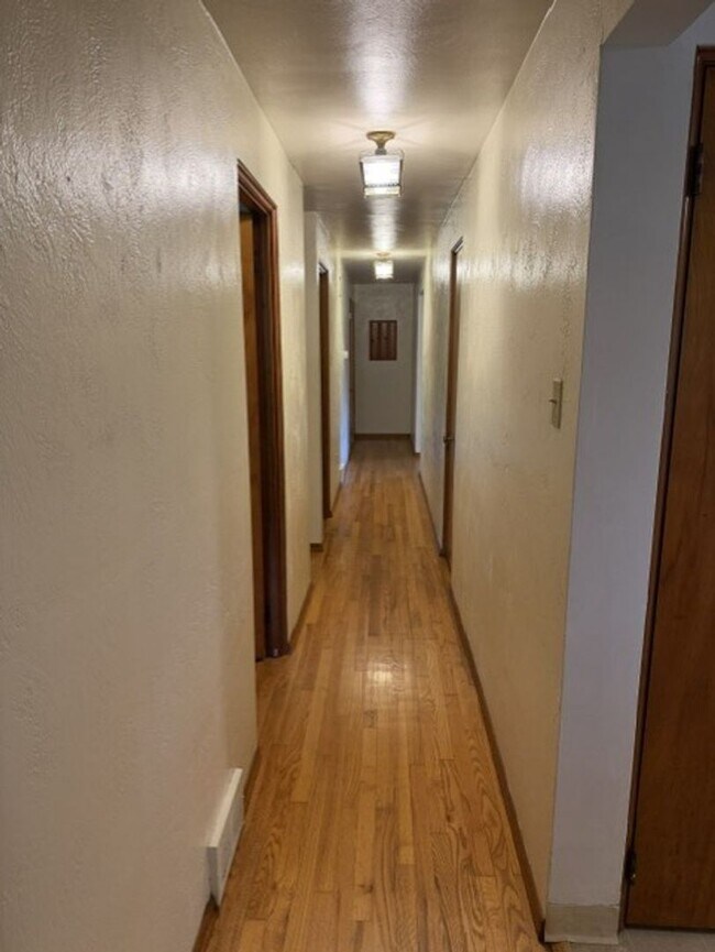 Building Photo - Beautiful Home for Rent