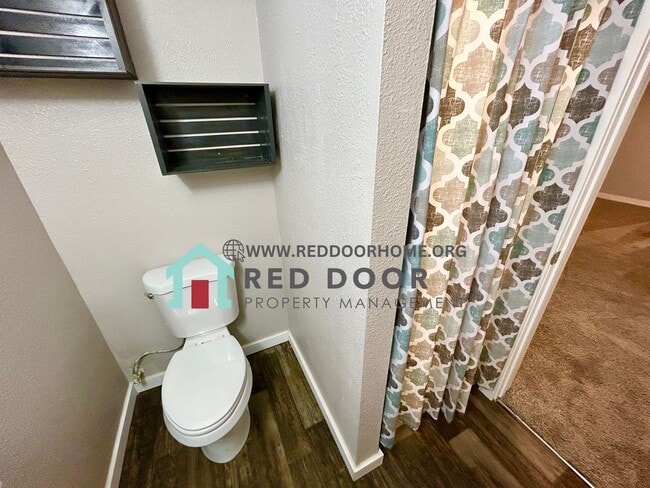 Building Photo - 4 Bed / 2 Bath Home for Rent — Great Falls, MT