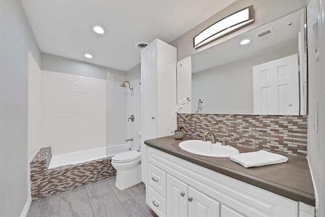 Building Photo - 1427 Stagecoach Dr