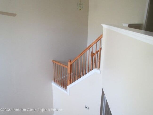 Building Photo - 15 N Sailors Quay Dr