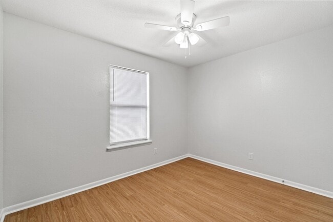 Building Photo - 248 Four Mile Rd