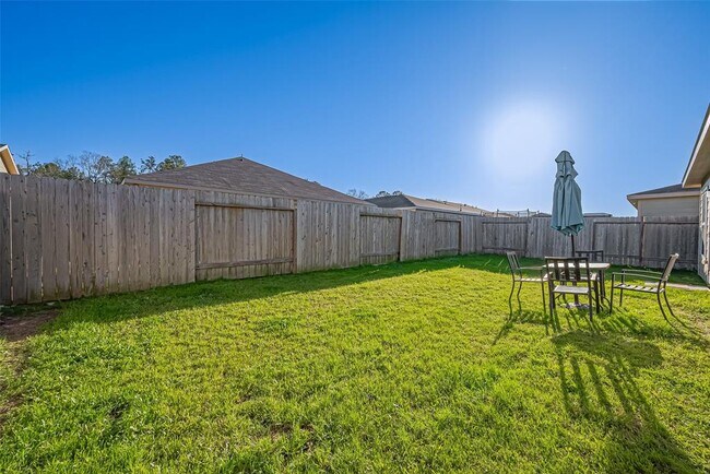 Building Photo - 15708 Del Norte Dr