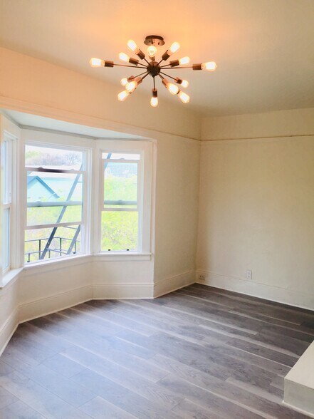 Building Photo - 2567 Folsom St