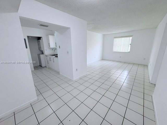 Building Photo - 526 NW 114th Ave