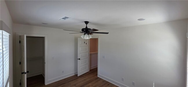 Building Photo - 10980 Danny Bryan Rd