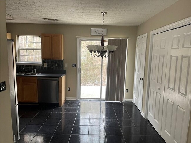 Building Photo - 3955 Jackson Shoals Ct SW