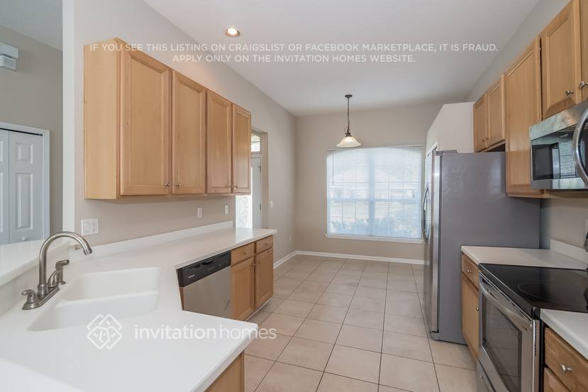 Building Photo - 1565 W Windy Willow Dr