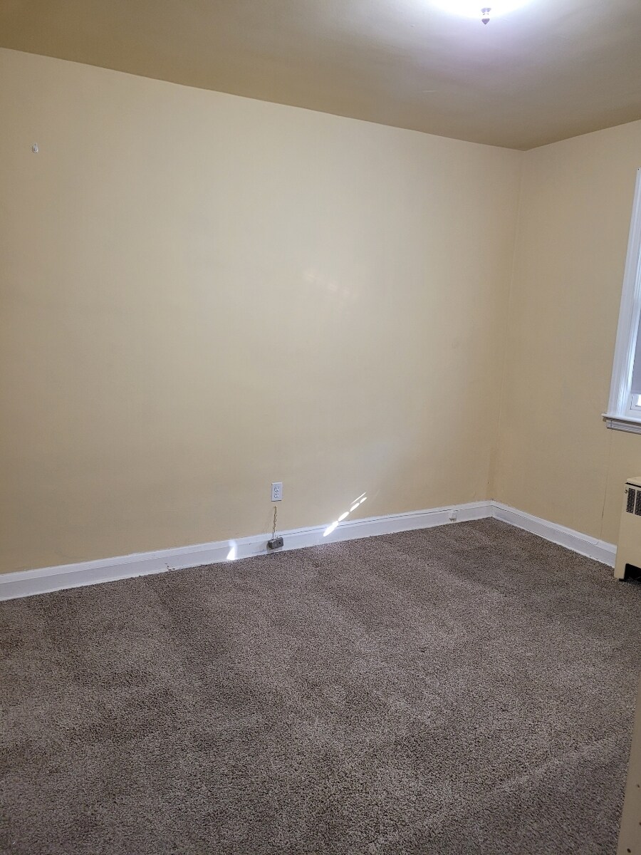 2nd Bdrm - 3703 W Saratoga St