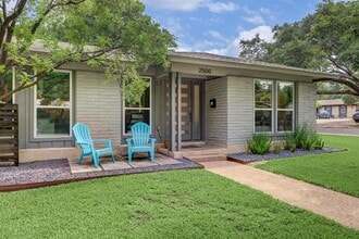 Building Photo - 2500 Pinewood Terrace