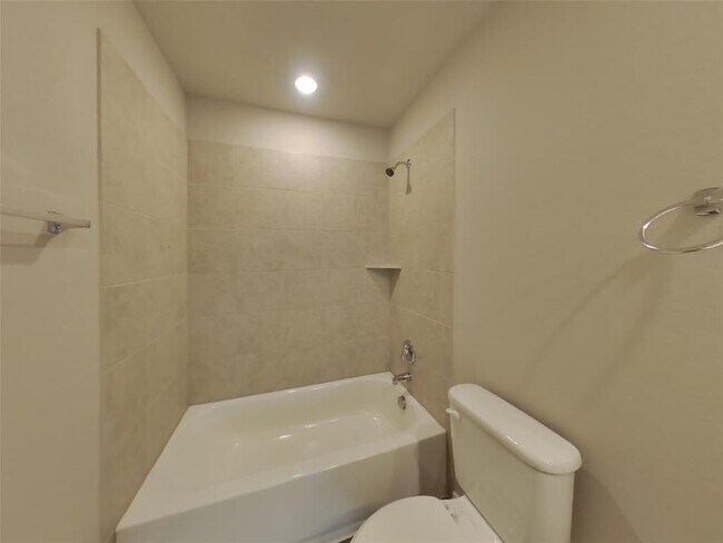 Building Photo - 3600 Catlett Crk Rd