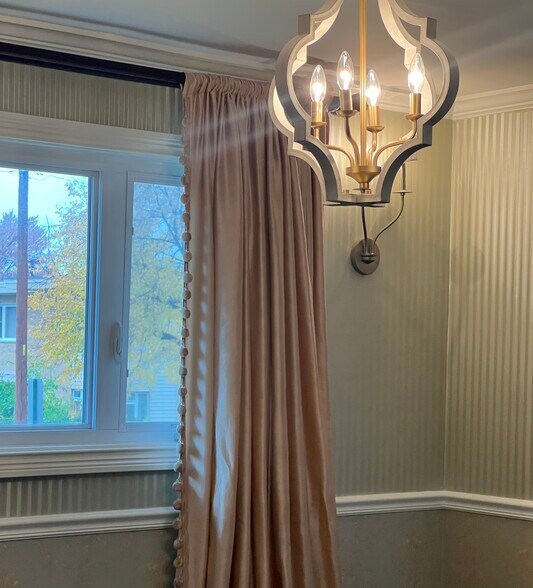 Building Photo - 9121 Niles Center Rd