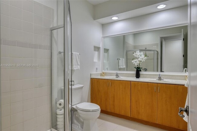 Building Photo - 430 SW 147th Ave