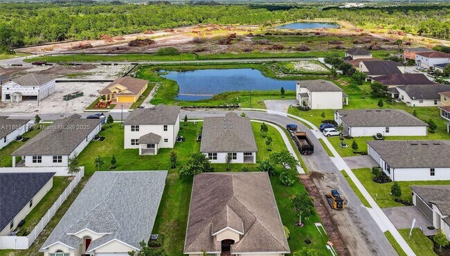 Building Photo - 301 Silver Sands Ln