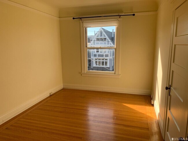 Building Photo - 238 8th Ave