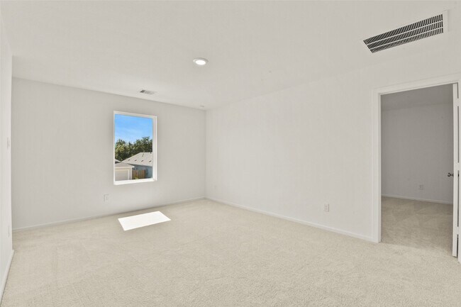 Building Photo - 12403 Mountain Daisy Rd