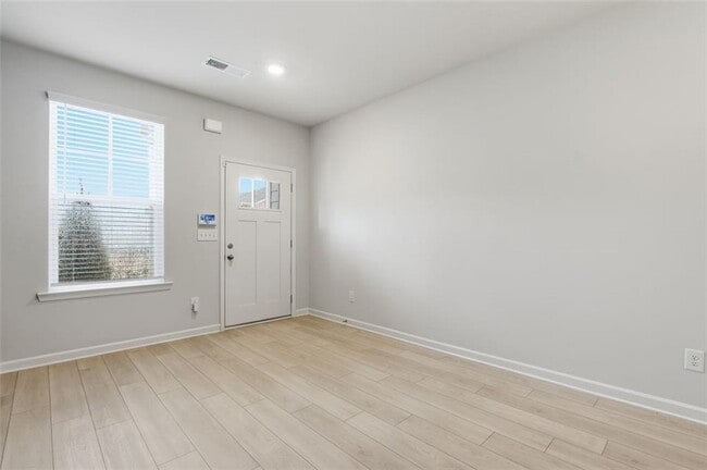 Building Photo - 208 Filer Dr