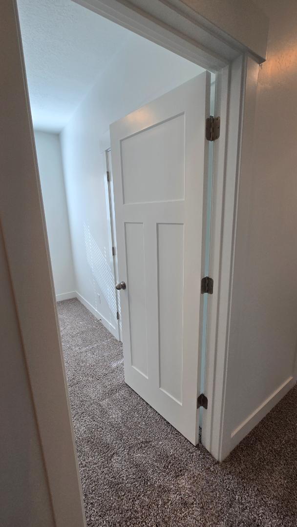 Building Photo - 6512 Skyline Lp Ln