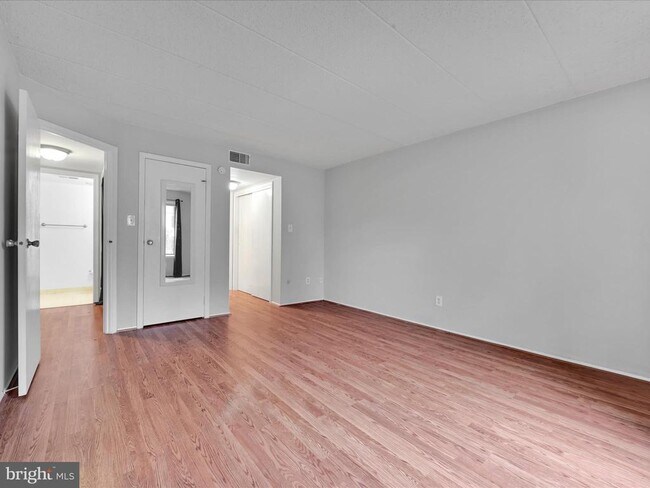 Building Photo - 411 Conestoga Rd