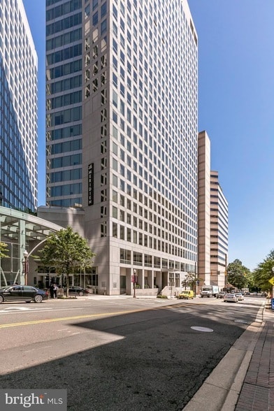 Primary Photo - 1111 19th St N