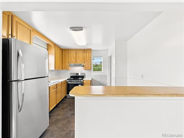 Building Photo - 11305 Downing Dr