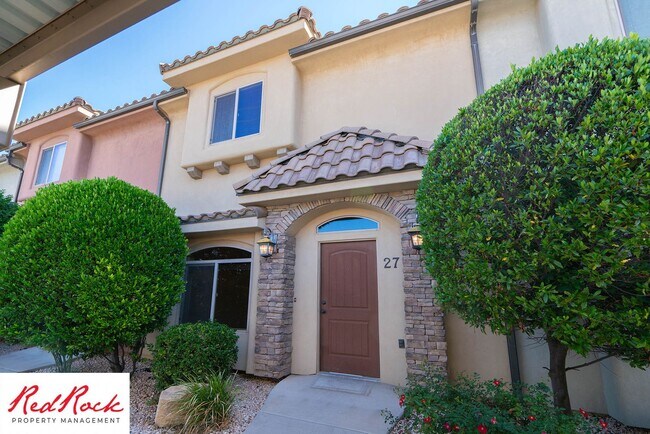 Primary Photo - Dog Friendly, Beautiful Southgate Townhome!