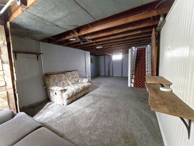 Building Photo - 1160 Georges Ave