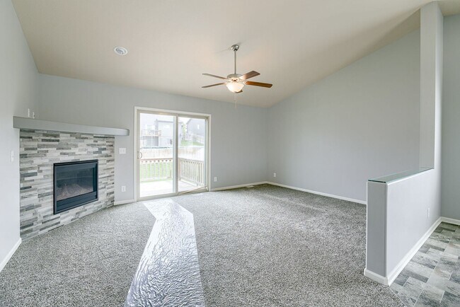 Building Photo - Must See In Whitetail Creek!!