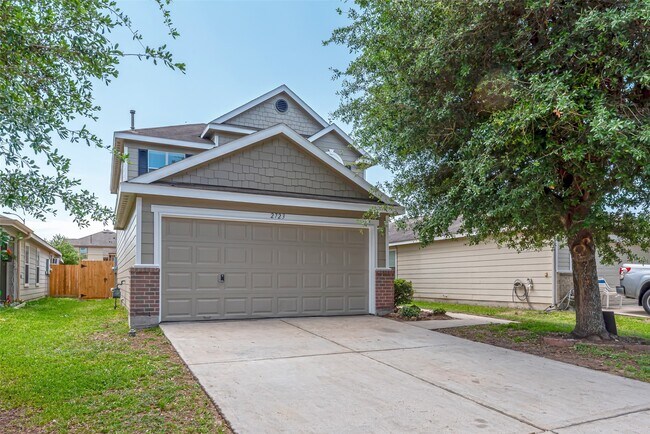 Building Photo - 2723 Piney Lake Ct
