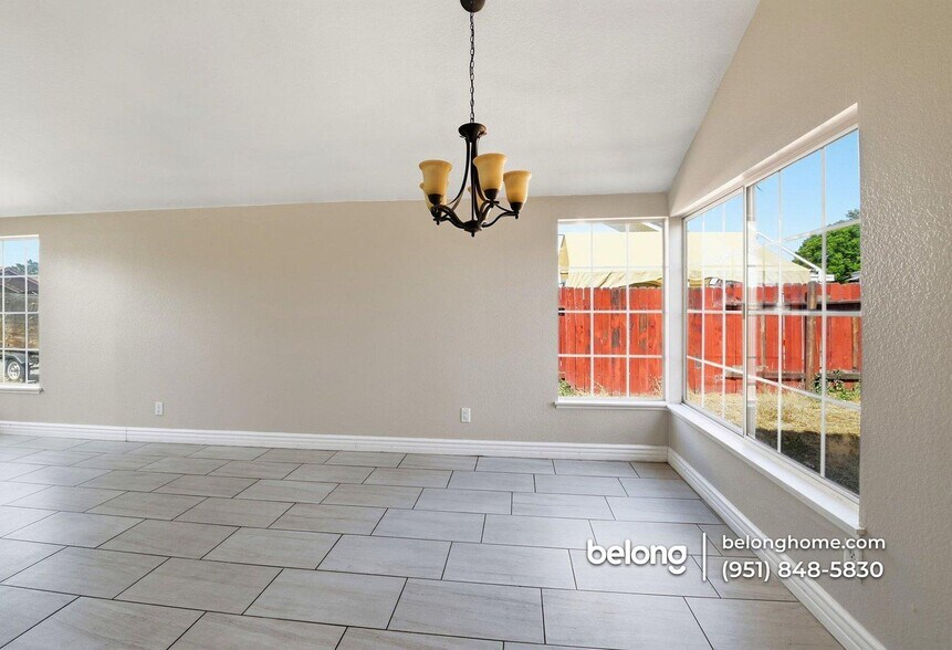 Building Photo - 2383 Garland Way