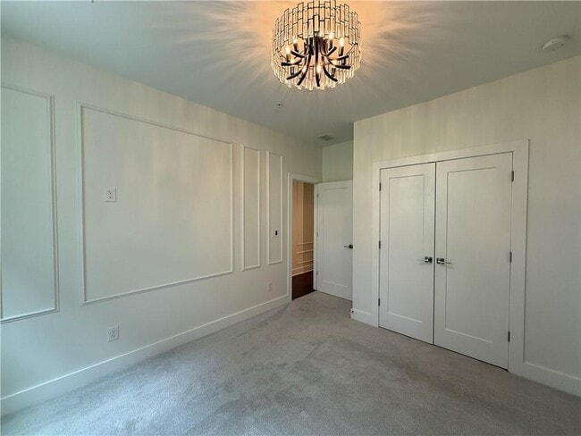 Building Photo - 1190 Harper Dr