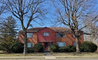 Building Photo - 2444 West North Bend Rd