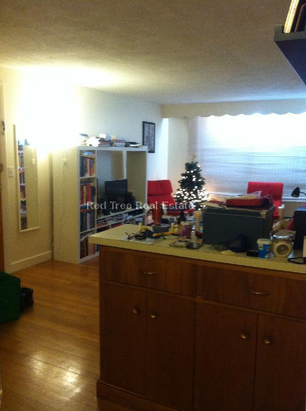 Building Photo - 15 Commonwealth Ct