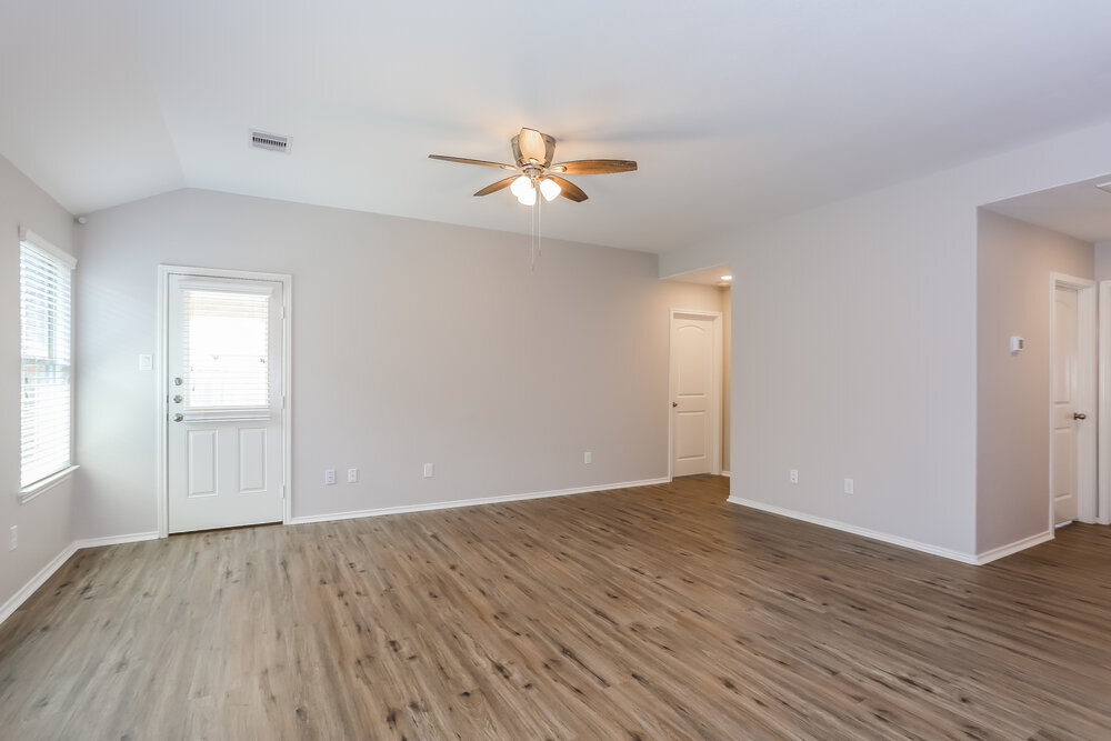 Building Photo - 15459 Casita Verde Way