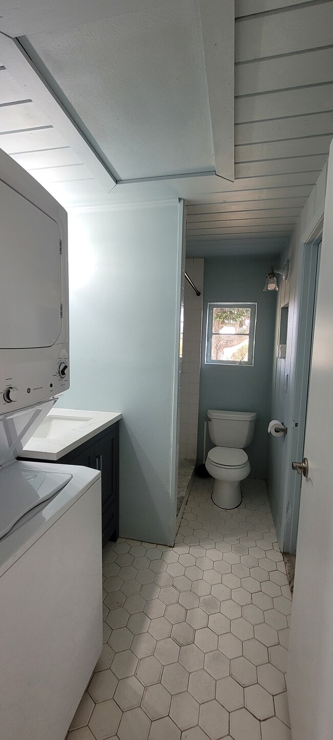 Building Photo - 834 Oberry Hoover Rd