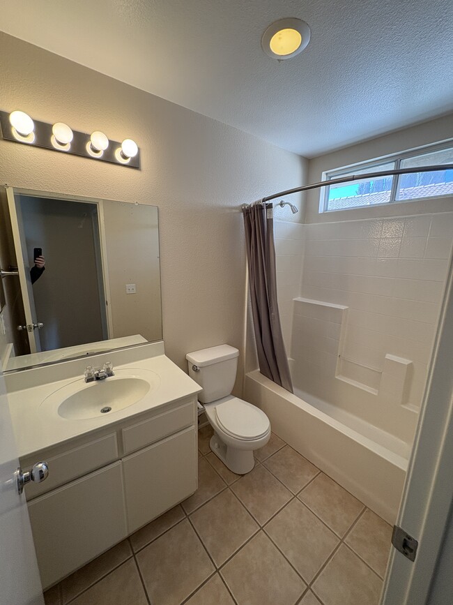 Building Photo - 31475 Sonoma Ln