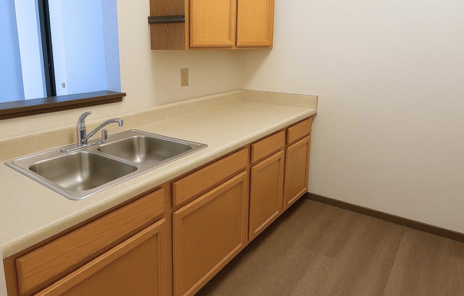 Building Photo - Greenvale Apartments