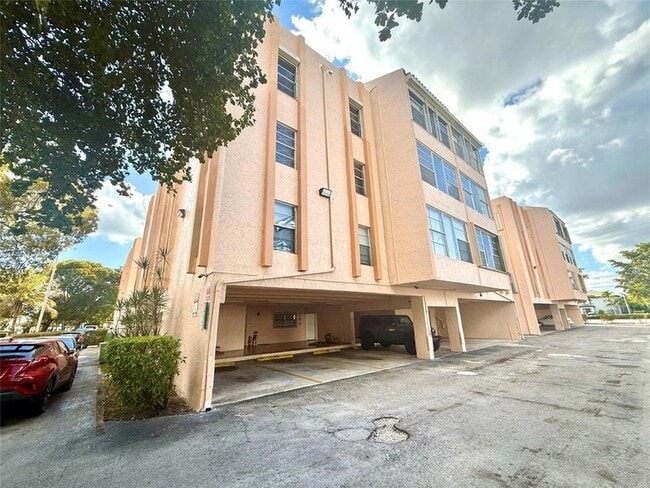 Building Photo - 7345 W 4th Ave