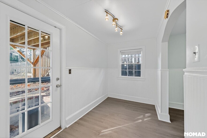 Building Photo - 821 Onslow St