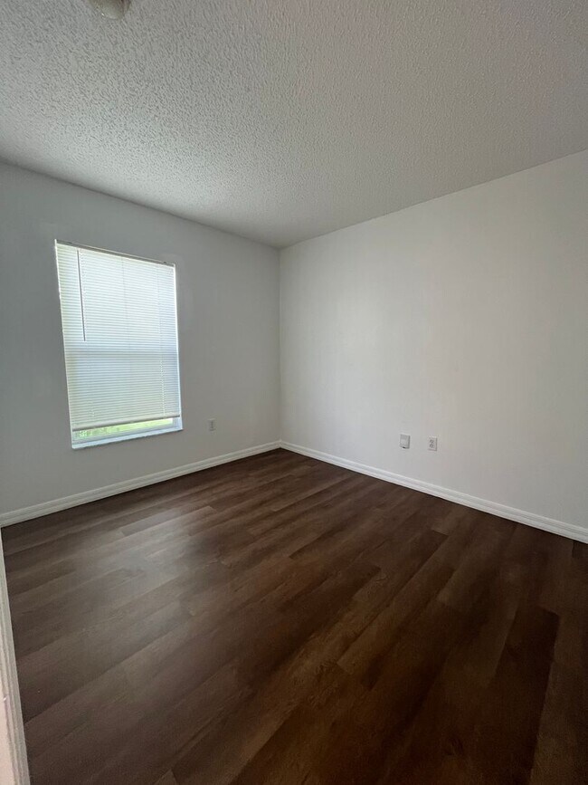 Building Photo - Super Cute 3 Bedroom 2 Bath in Great Locat...