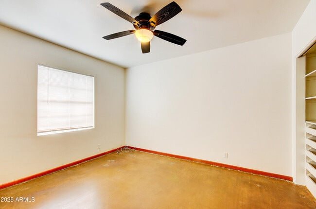 Building Photo - 1301 W Osborn Rd