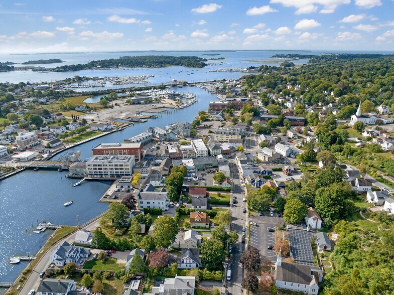 Building Photo - 5 Pearl St