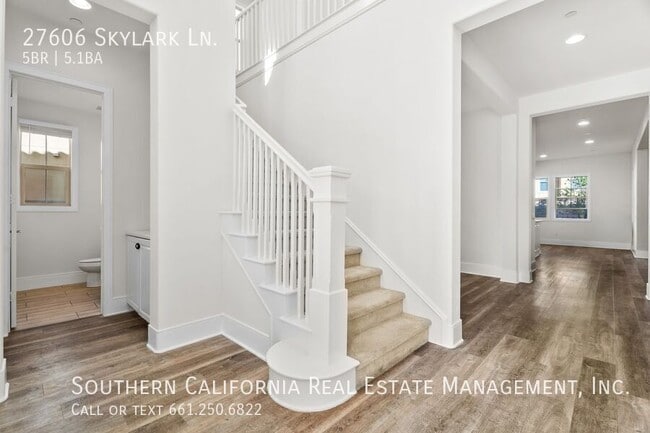 Building Photo - 27606 Skylark Ln
