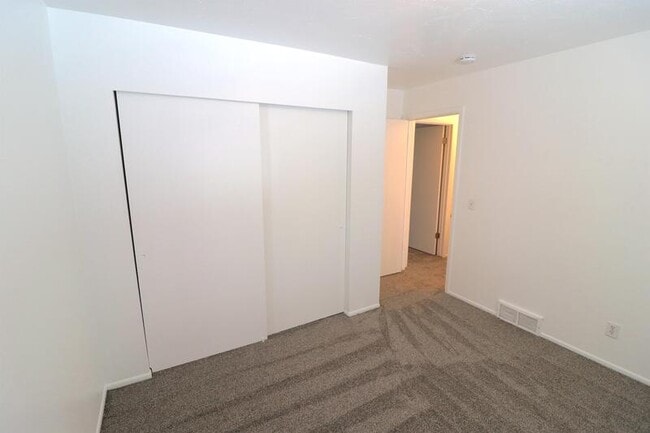 Building Photo - 5542 S 5340 W