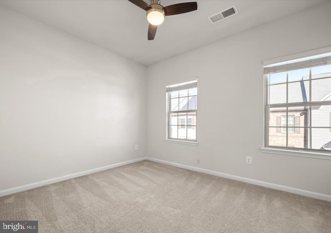 Building Photo - 3018 Frayser Farm Rd