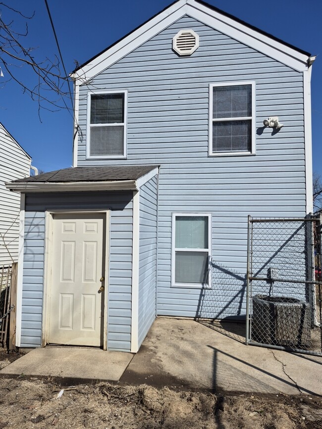 Building Photo - 1616 Gallagher St